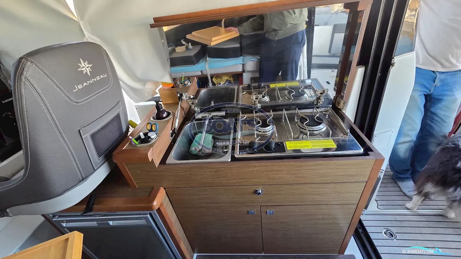 Jeanneau MERRY FISHER 895