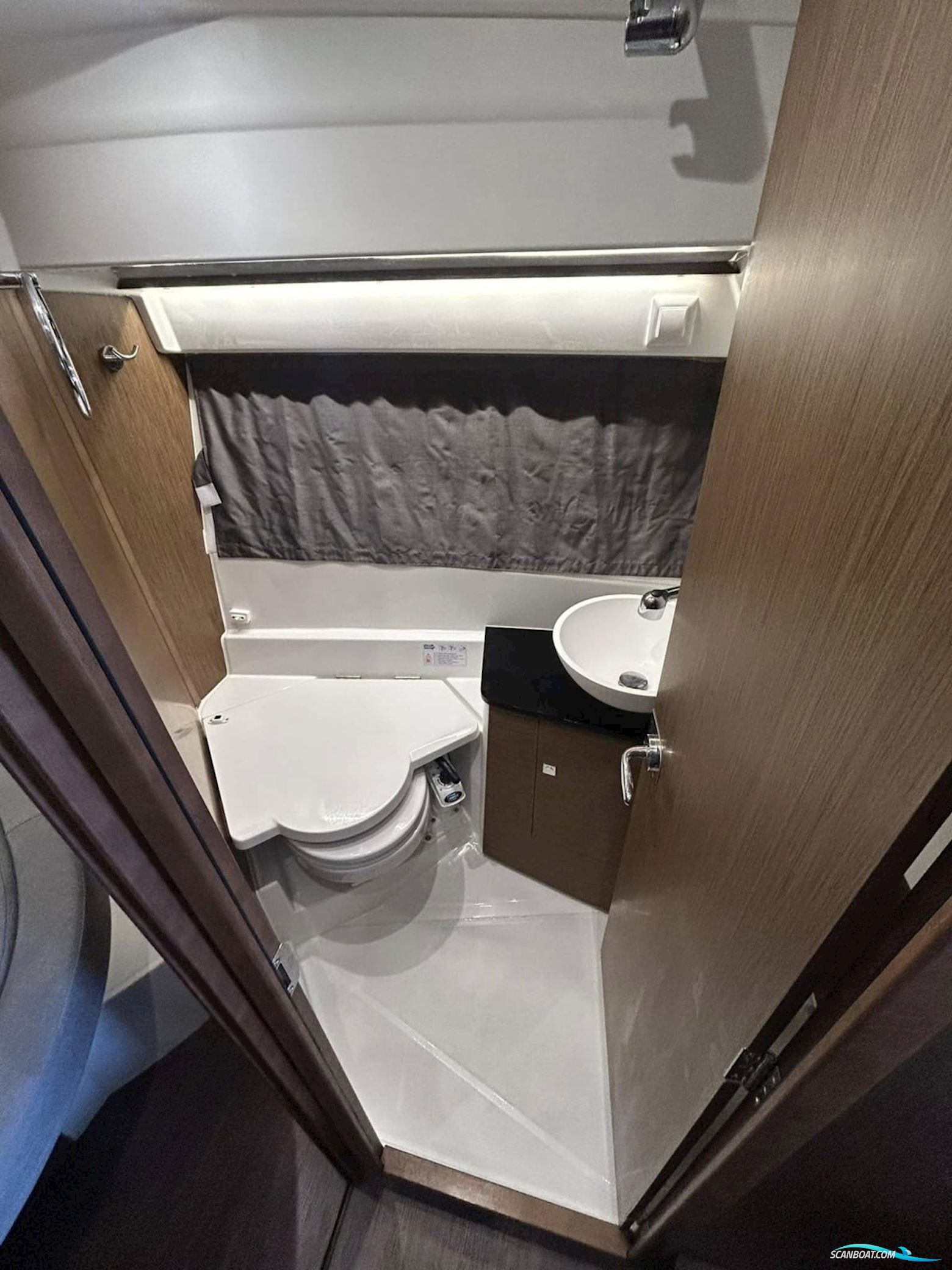 Jeanneau Merry Fisher 895