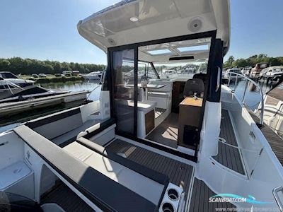 Jeanneau Merry Fisher 895 Motorbåd 2023, med Suzuki DF140 motor, England