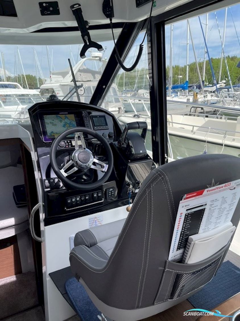 Jeanneau Merry Fisher 895