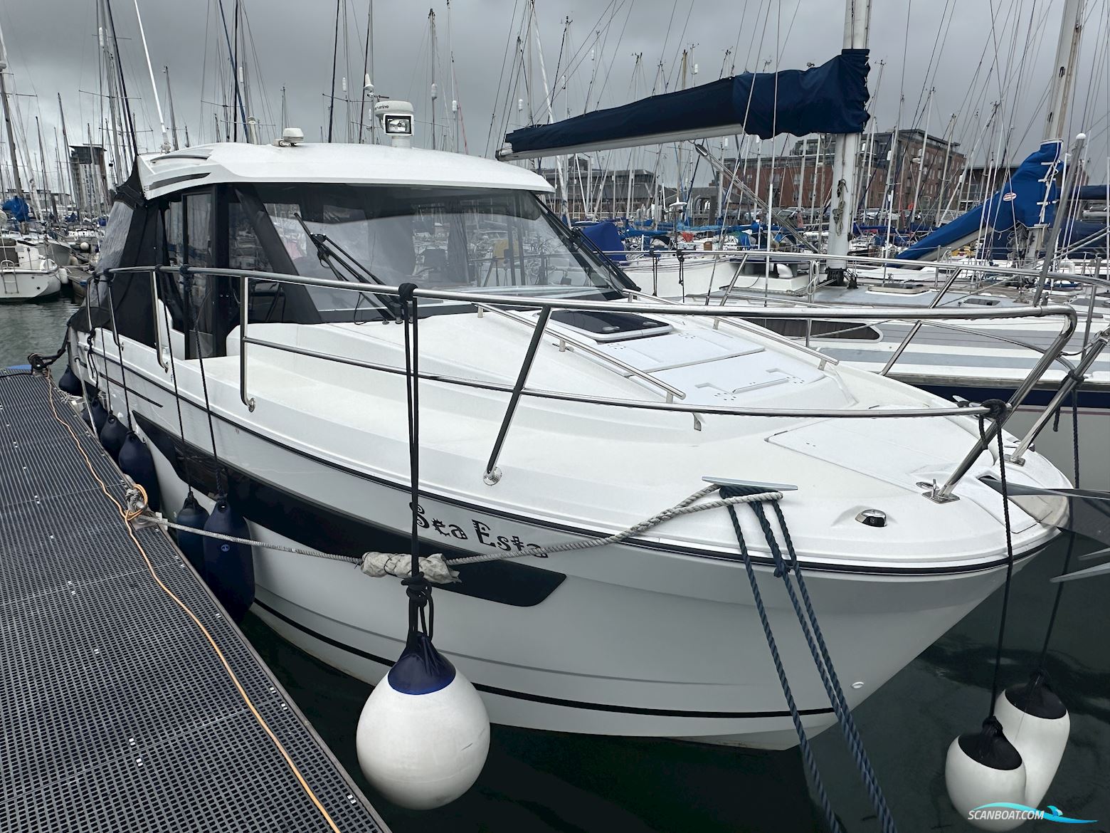 Jeanneau Merry Fisher 895