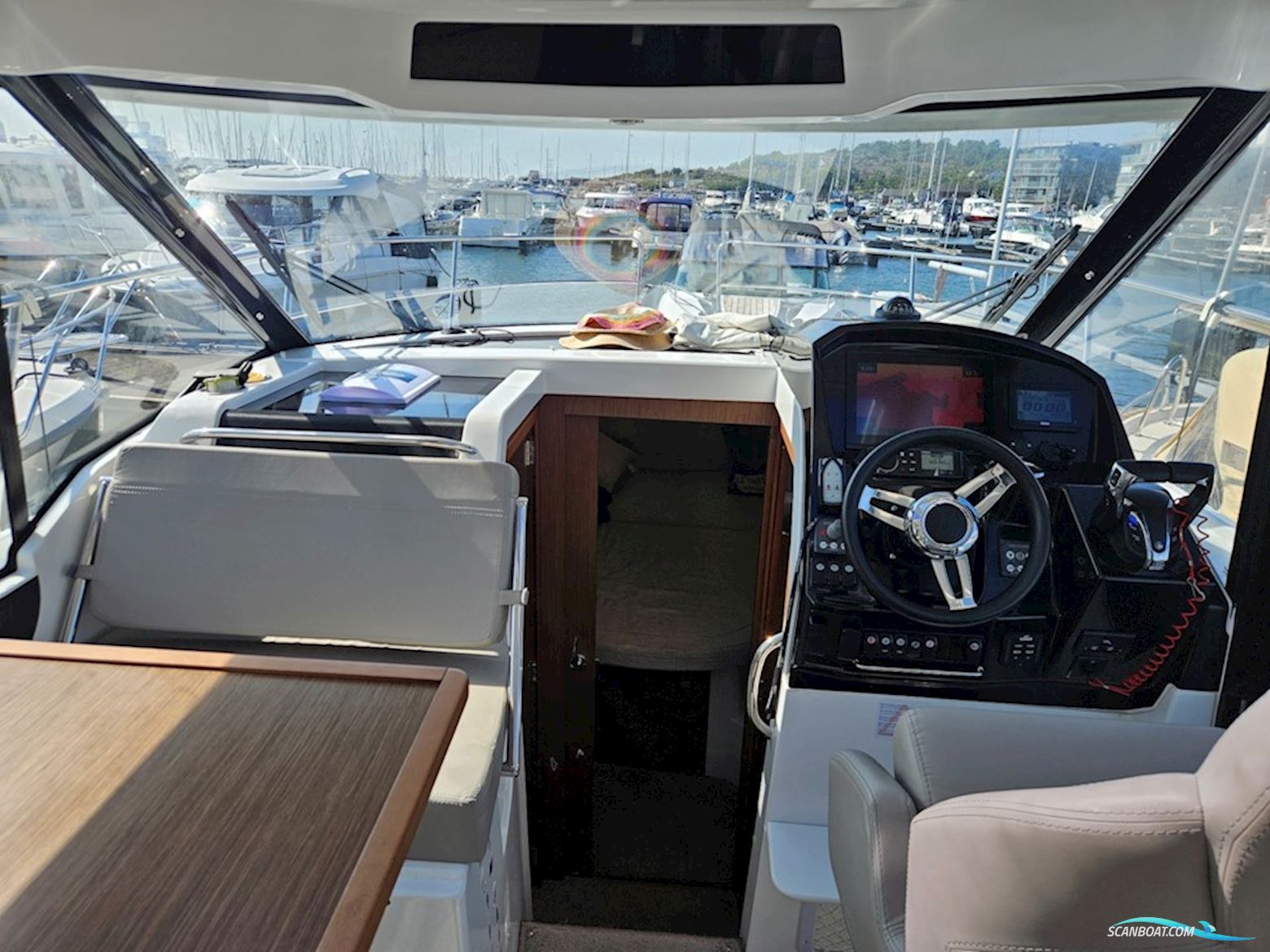 Jeanneau Merry Fisher 895