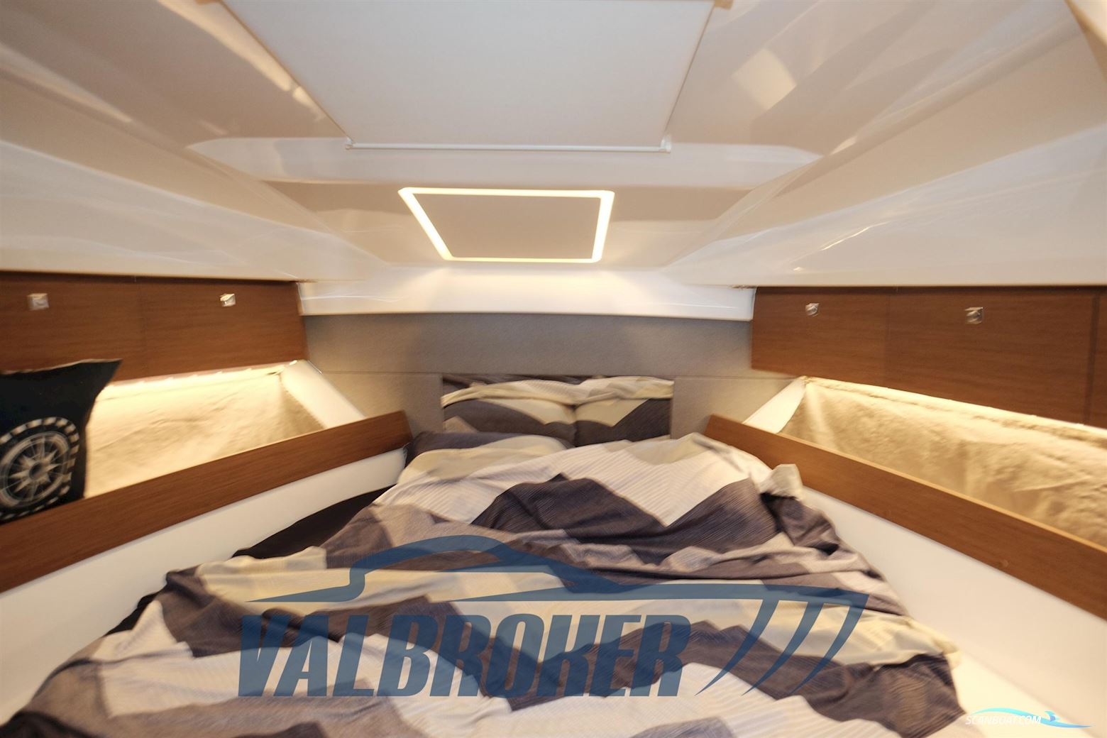 Jeanneau Merry Fisher 895