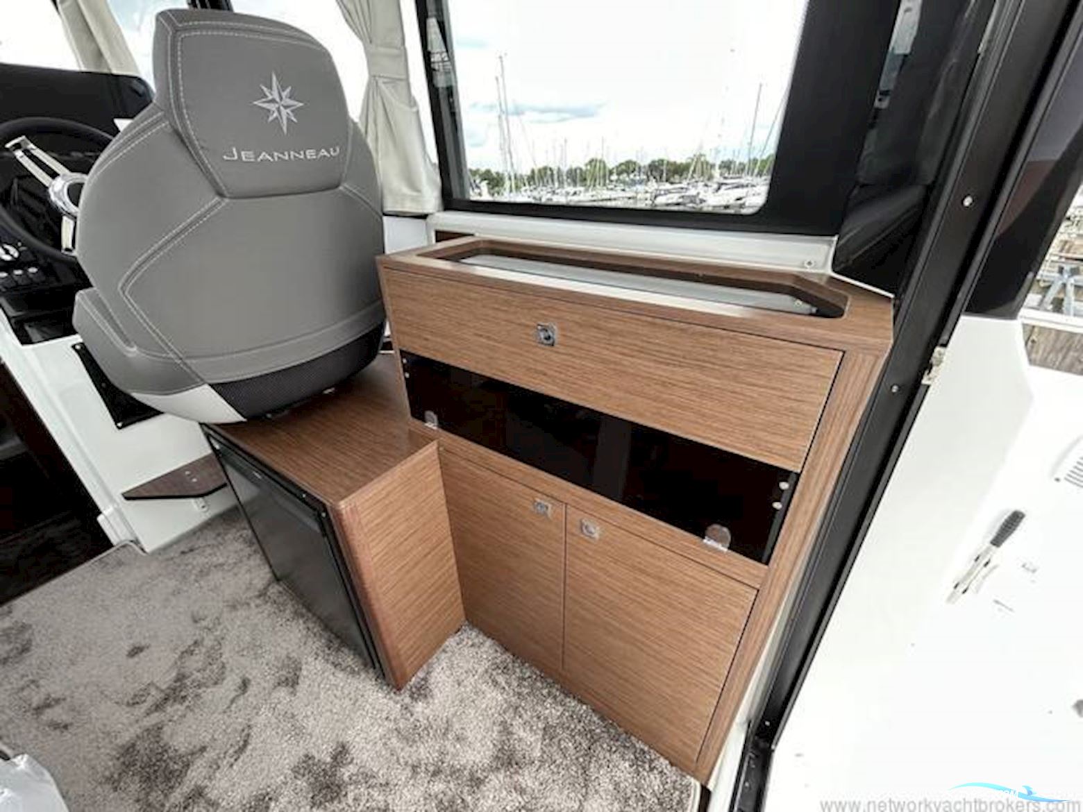 Jeanneau Merry Fisher 895 Sport