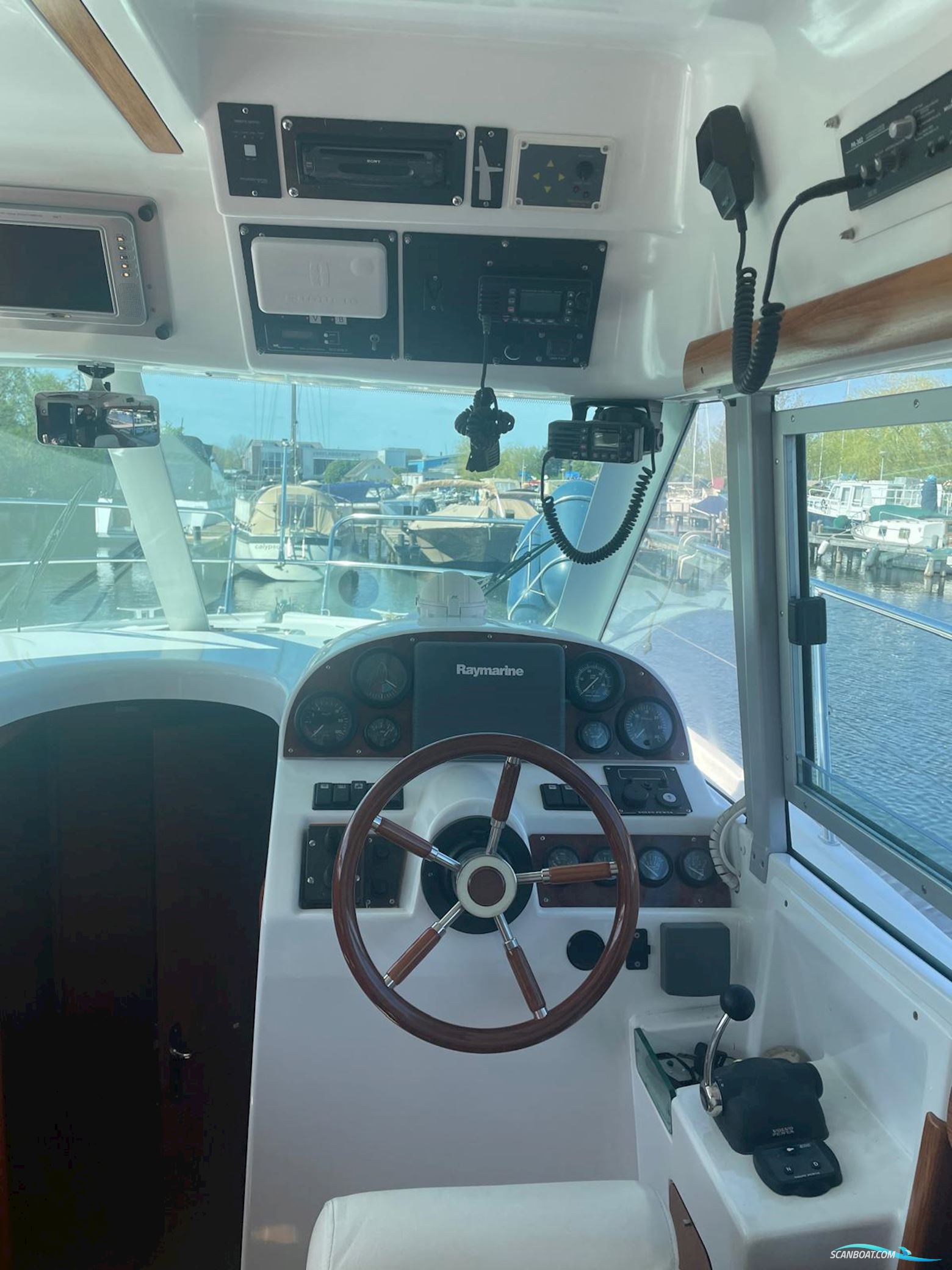 Jeanneau Merry Fisher 925