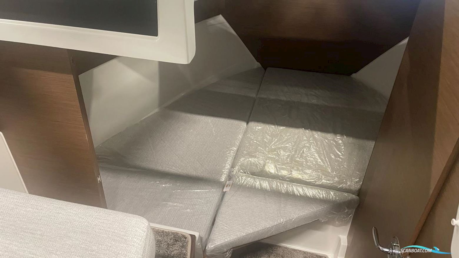 JEANNEAU MOTORBÅT 795 MERRY FISHER CABIN