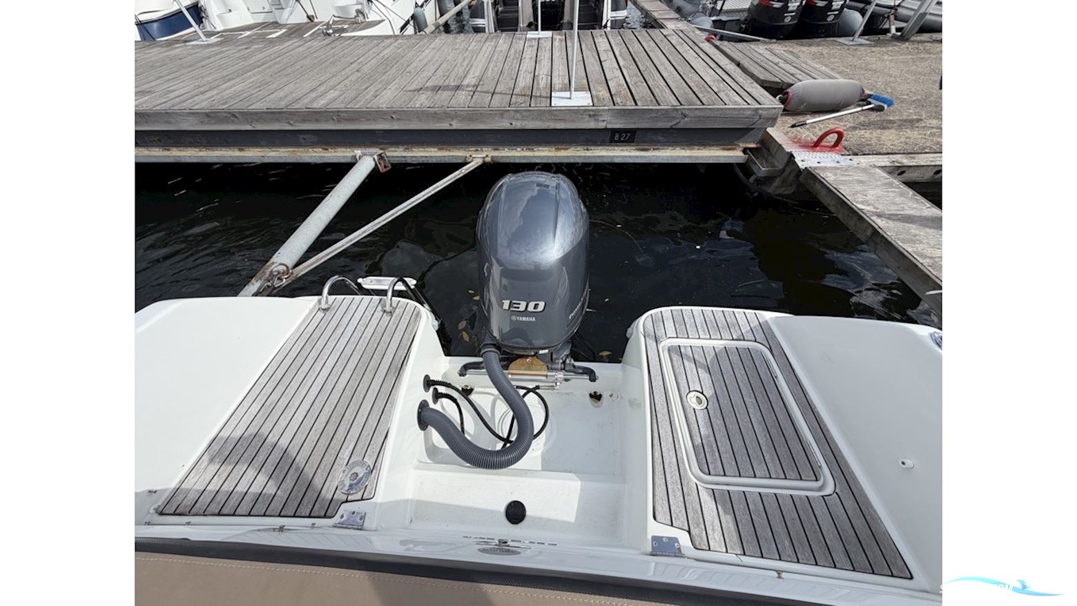 Jeanneau Motorbåt Cap Camarat 6.5 BR