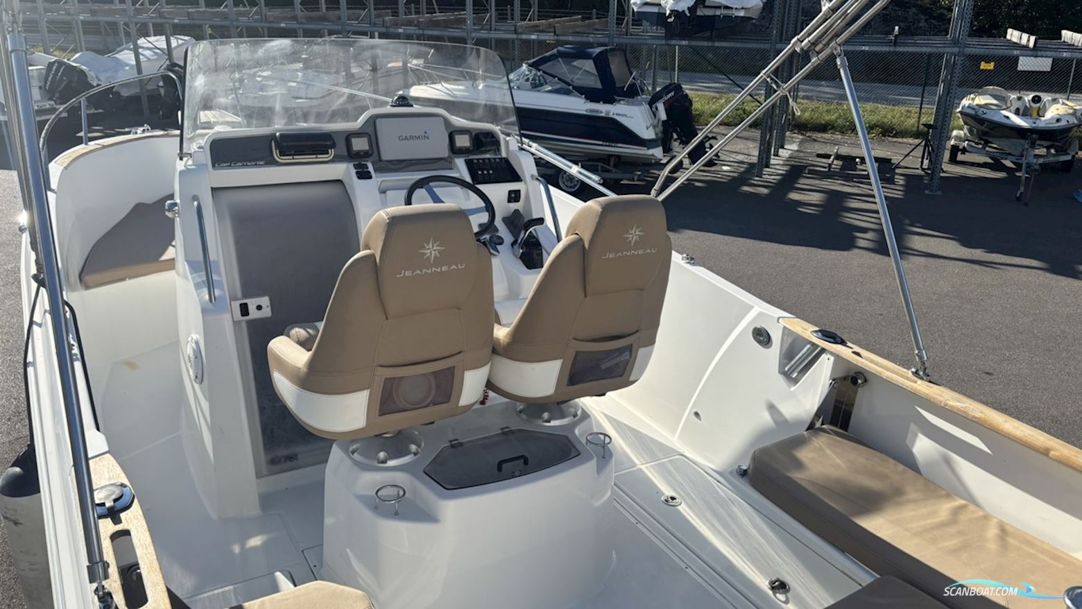 Jeanneau Motorbåt Cap Camarat 7.5 CC