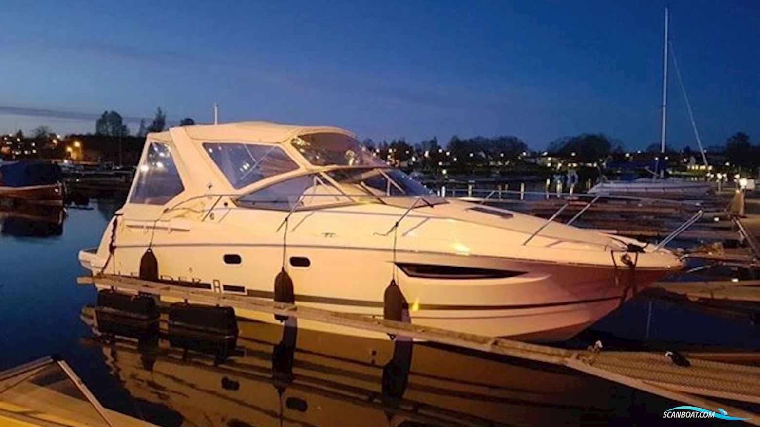 JEANNEAU MOTORBÅT LEADER 8