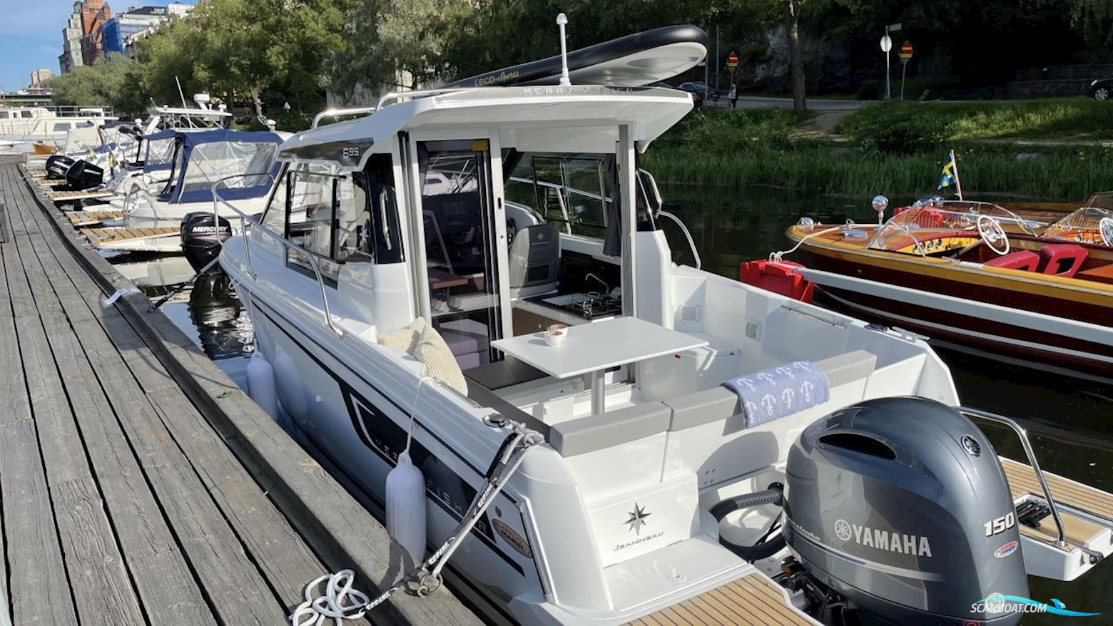 JEANNEAU MOTORBÅT MERRY FISHER 695 SÉRIE 2