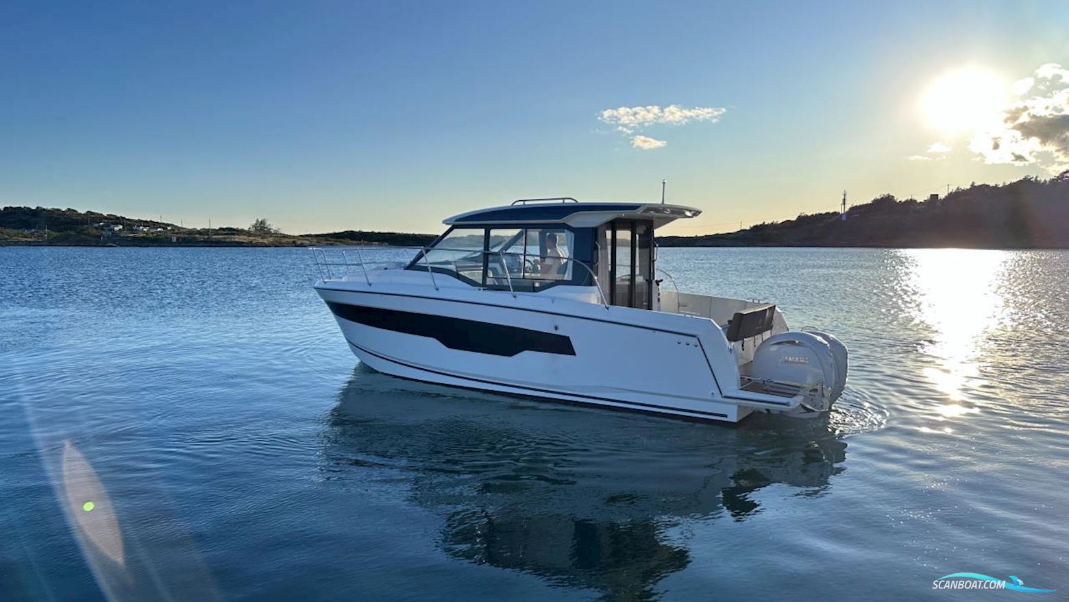 JEANNEAU MOTORBÅT MERRY FISHER 895