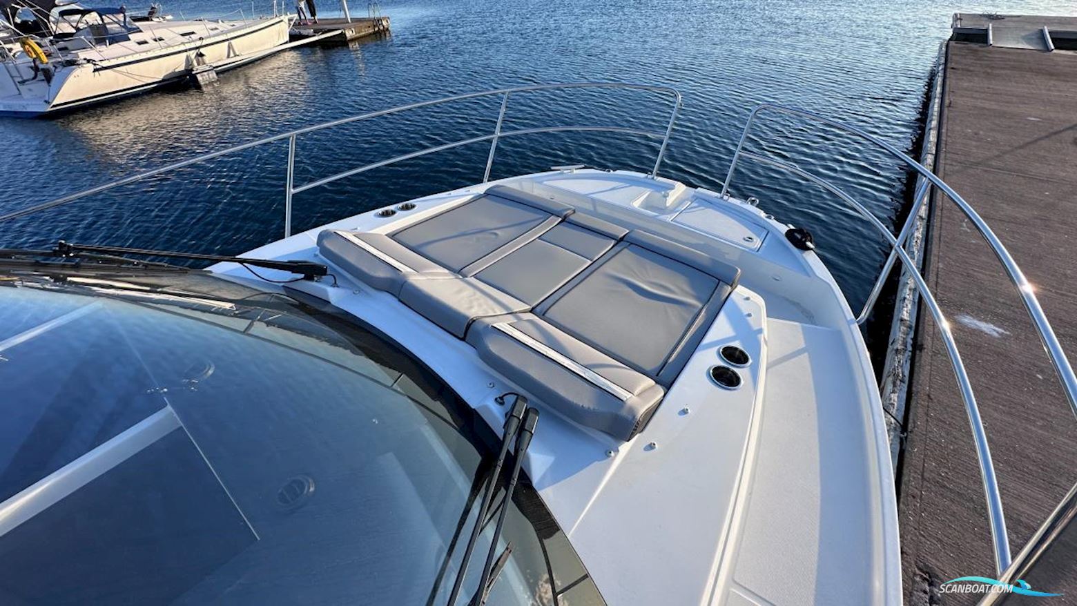 JEANNEAU MOTORBÅT MERRY FISHER 895