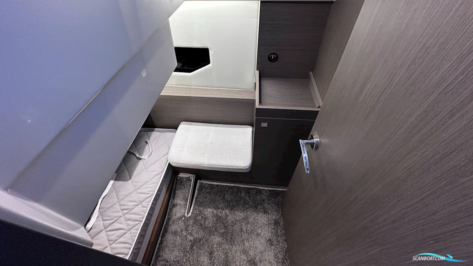 JEANNEAU MOTORBÅT MERRY FISHER 895