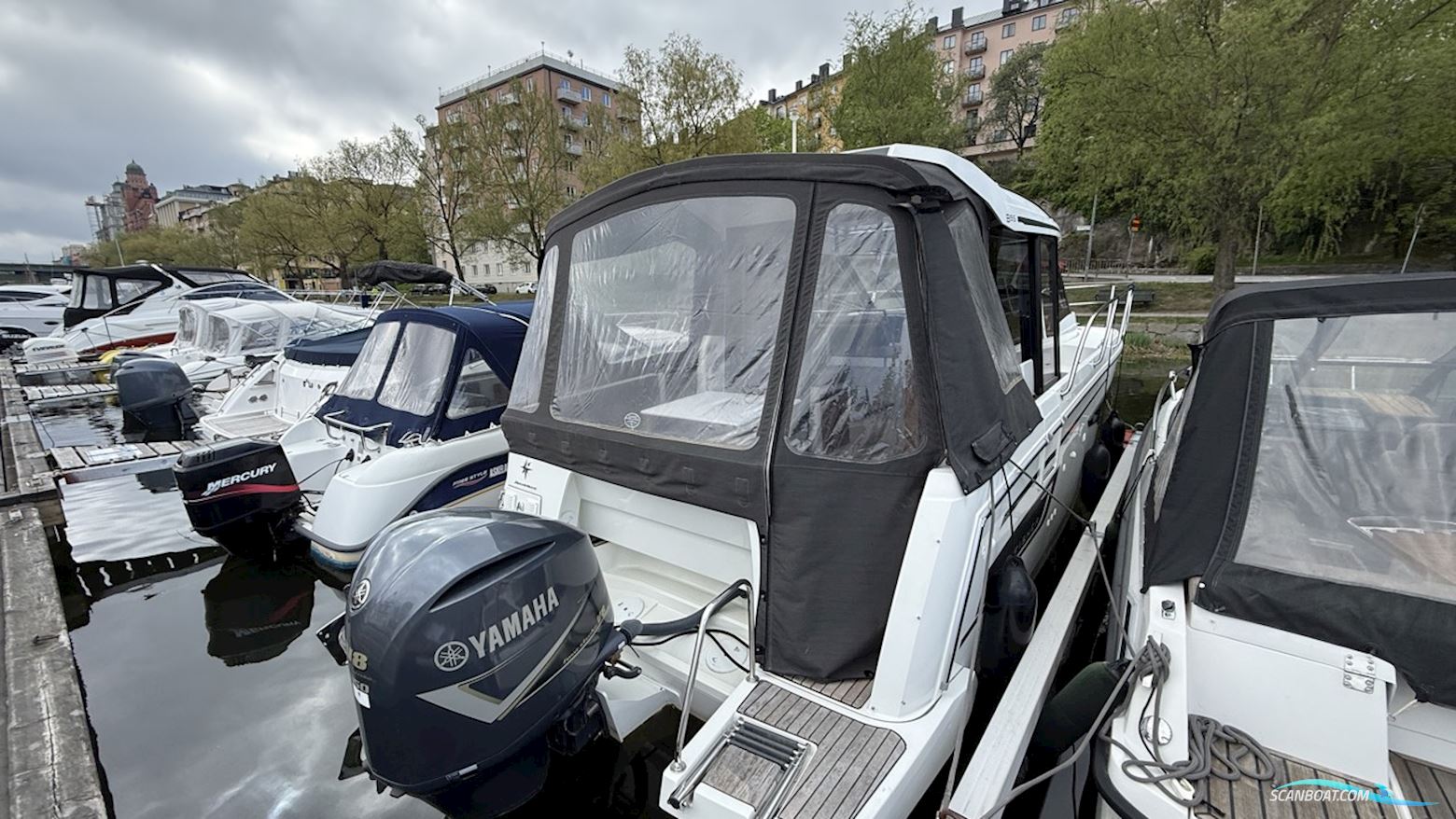 Jeanneau Motorbåt Merry Fisher 895