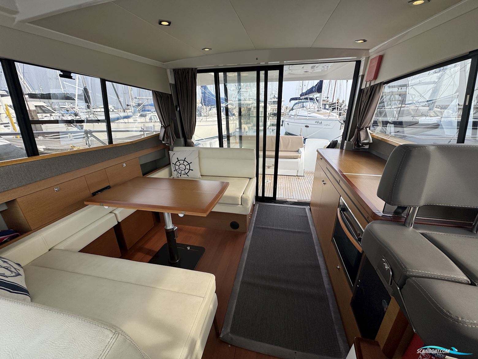 Jeanneau NC 11