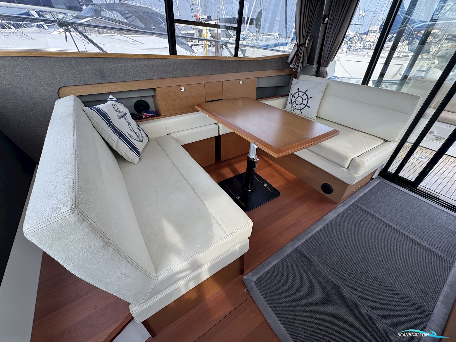 Jeanneau NC 11