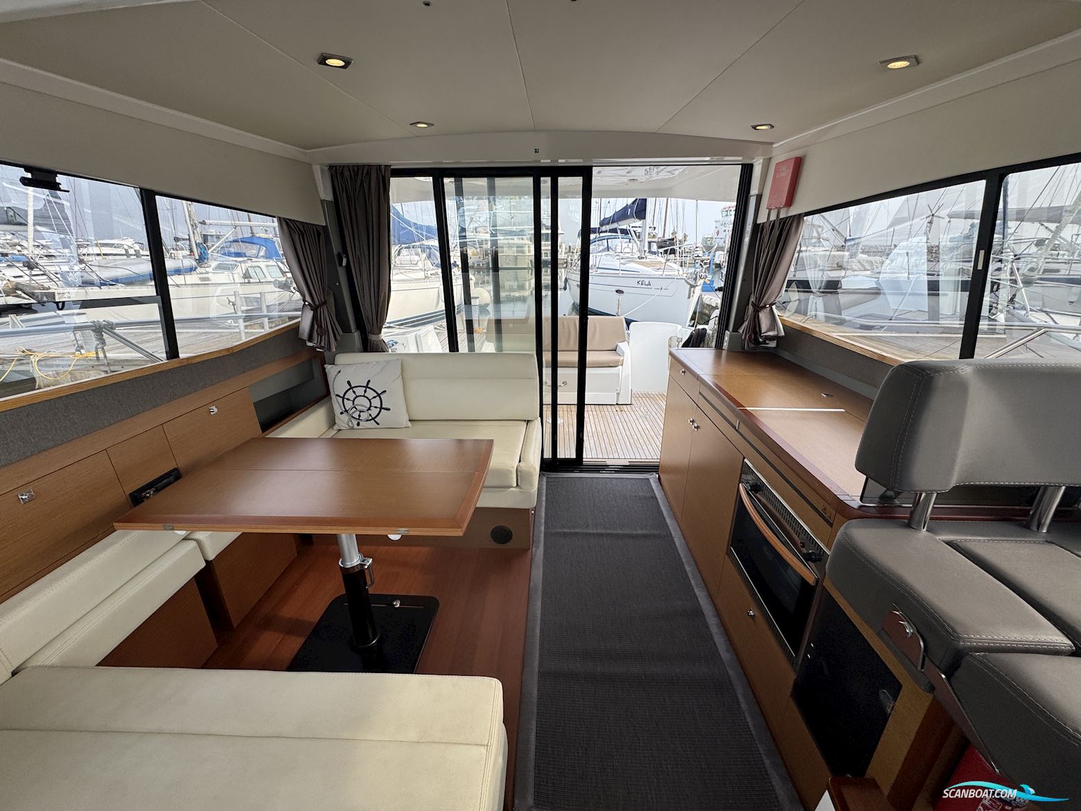 Jeanneau NC 11