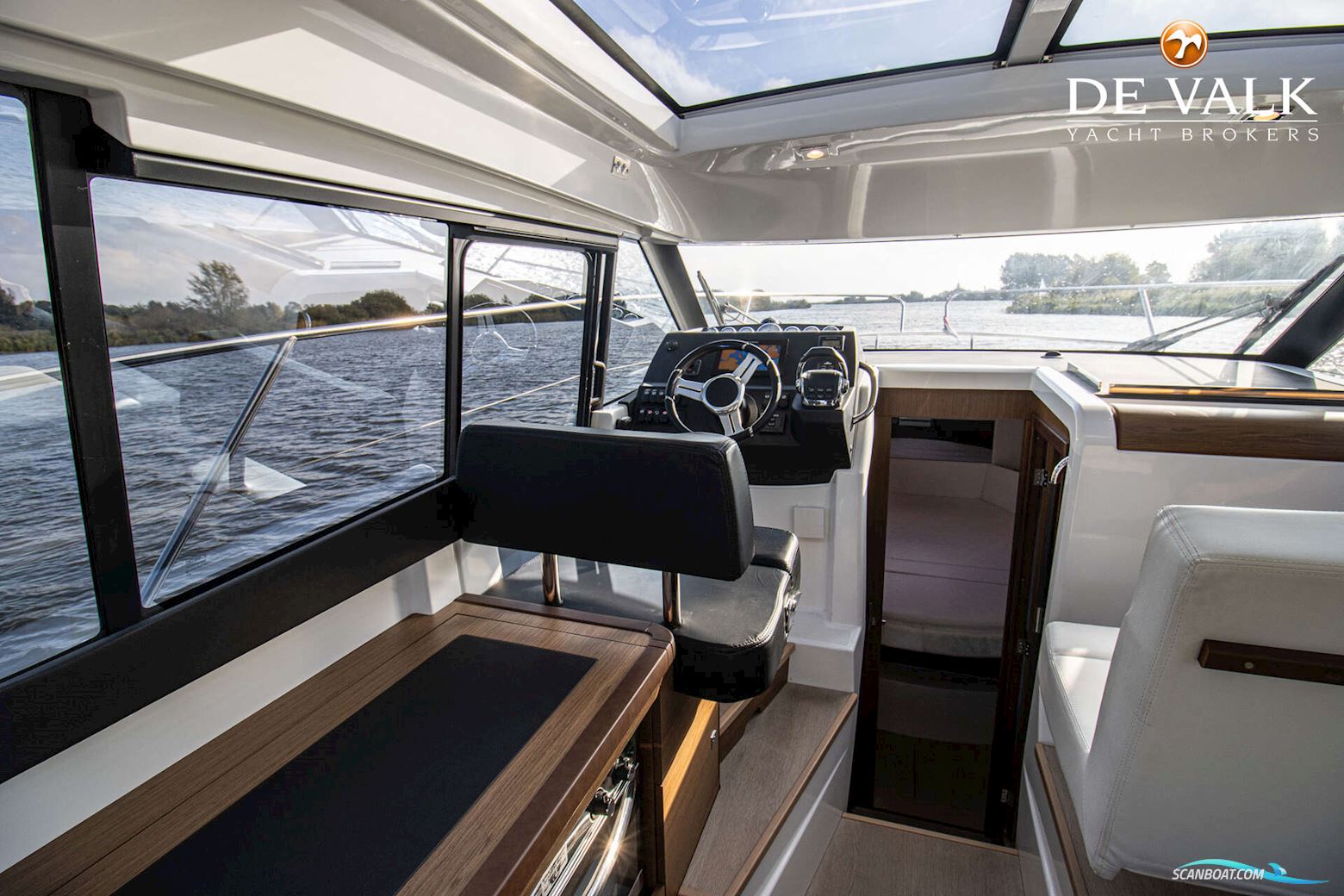 Jeanneau NC 11