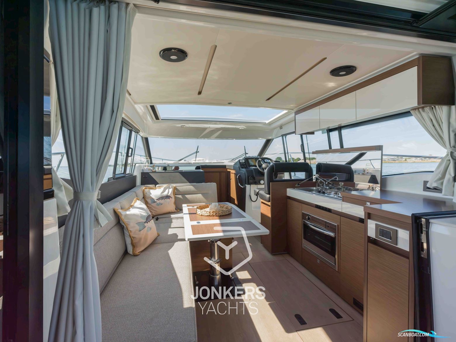 Jeanneau NC 37