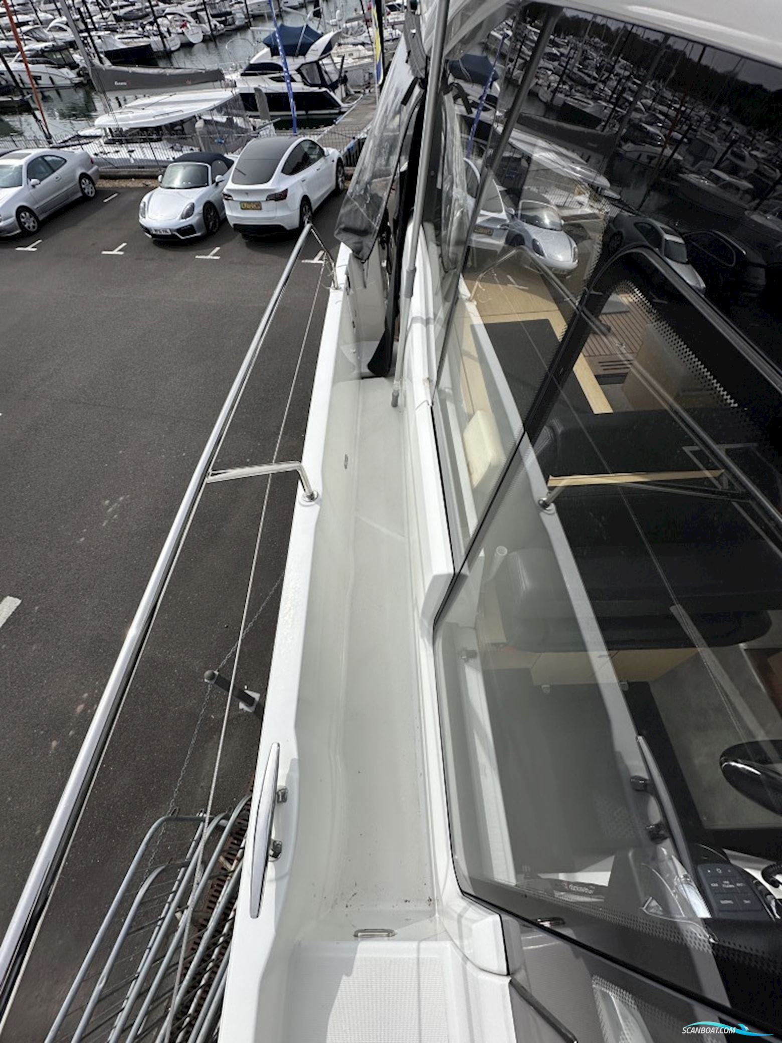 Jeanneau NC 37