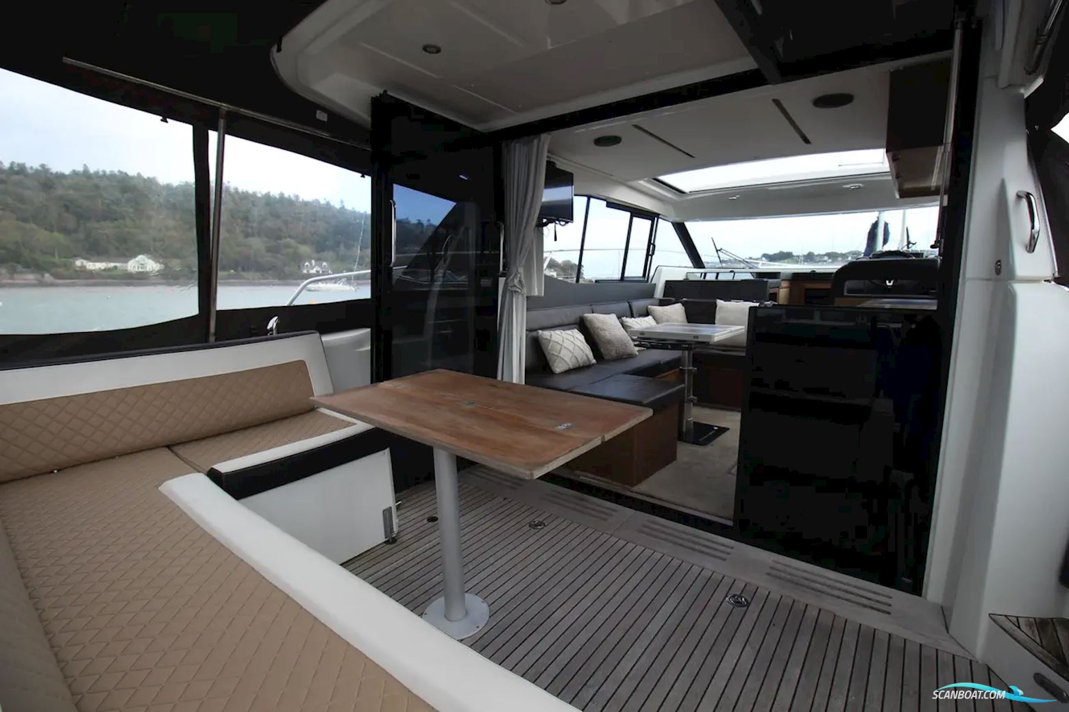 Jeanneau NC 37