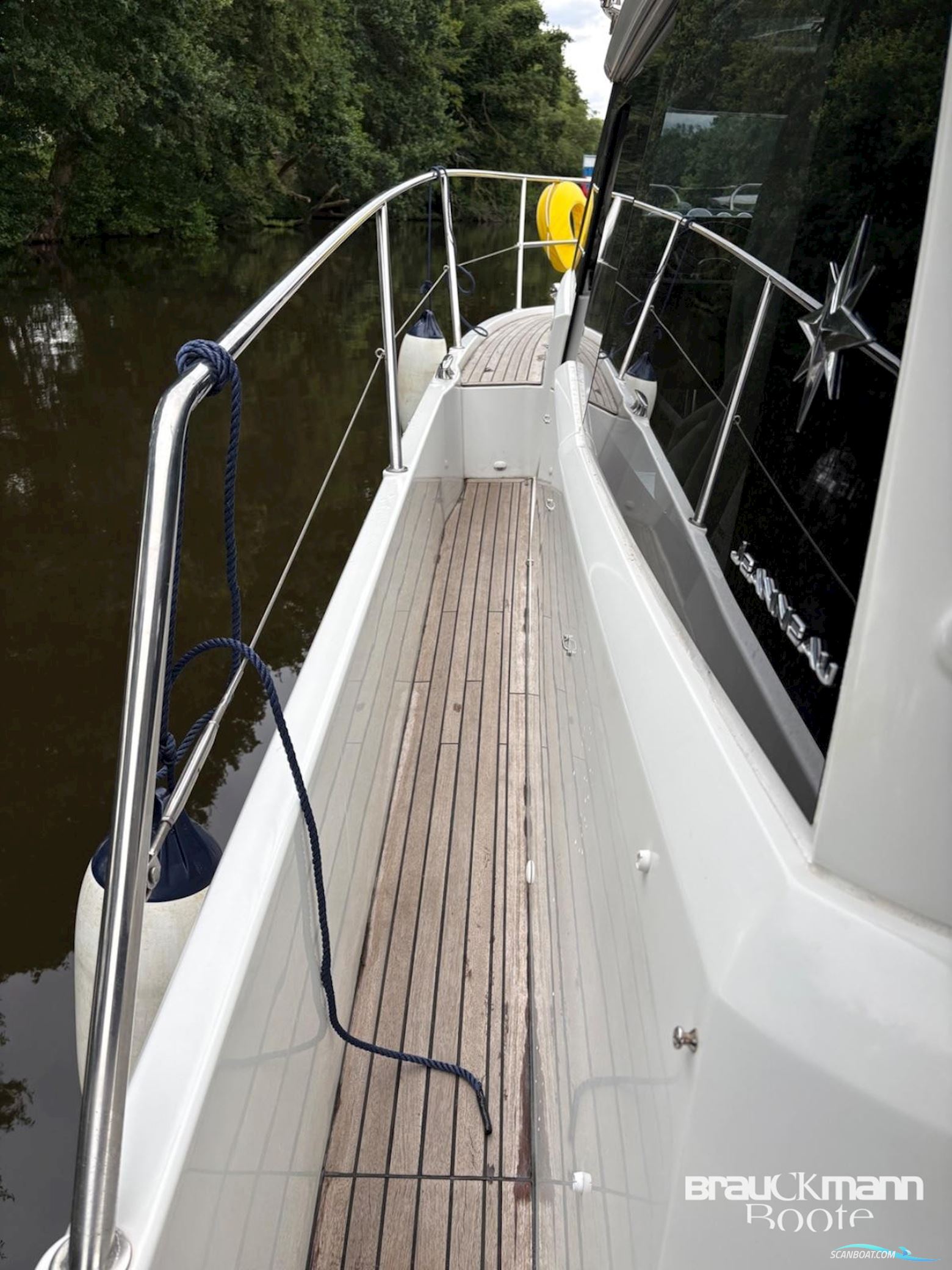 Jeanneau NC 9