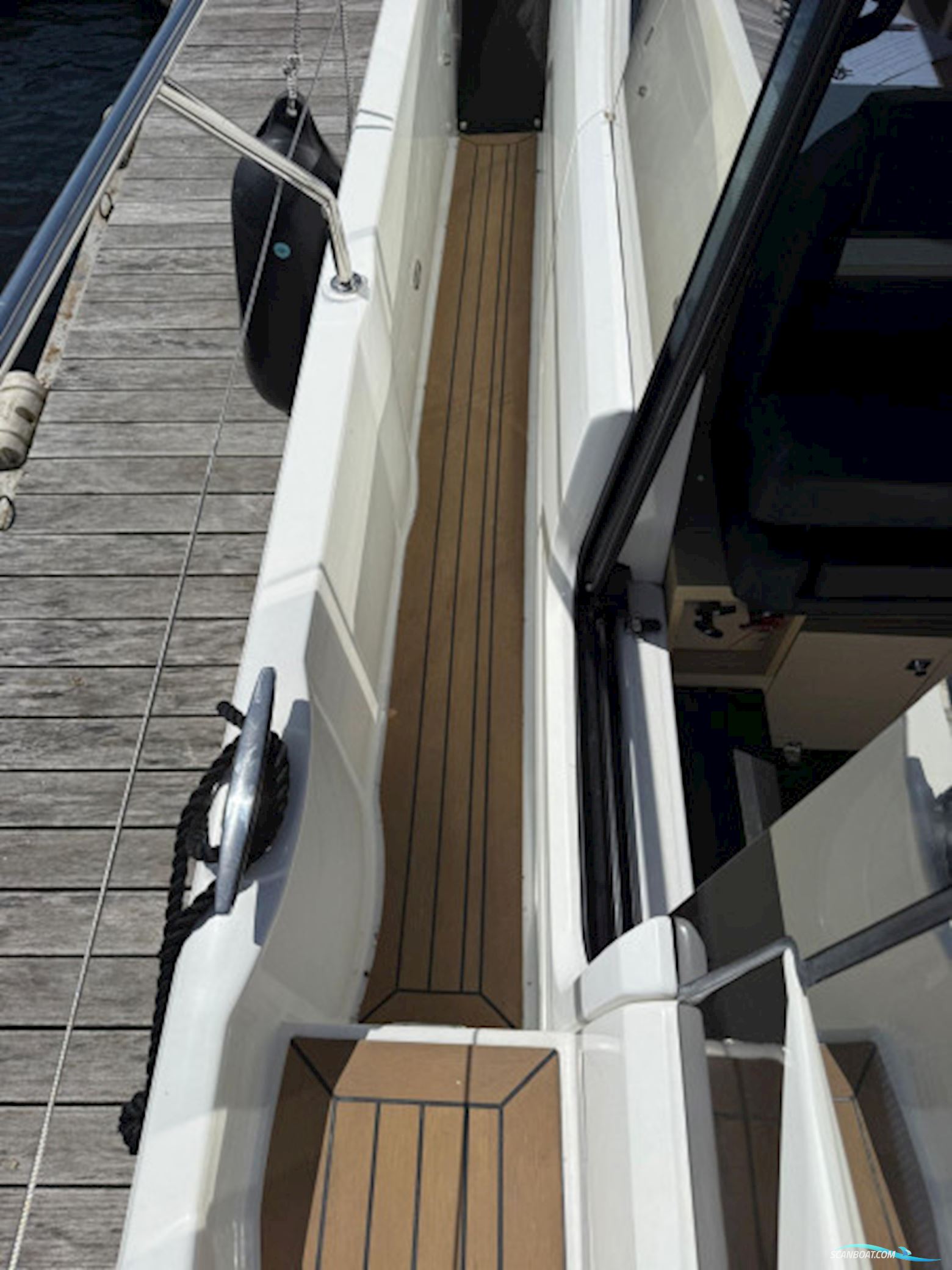 Jeanneau NC37