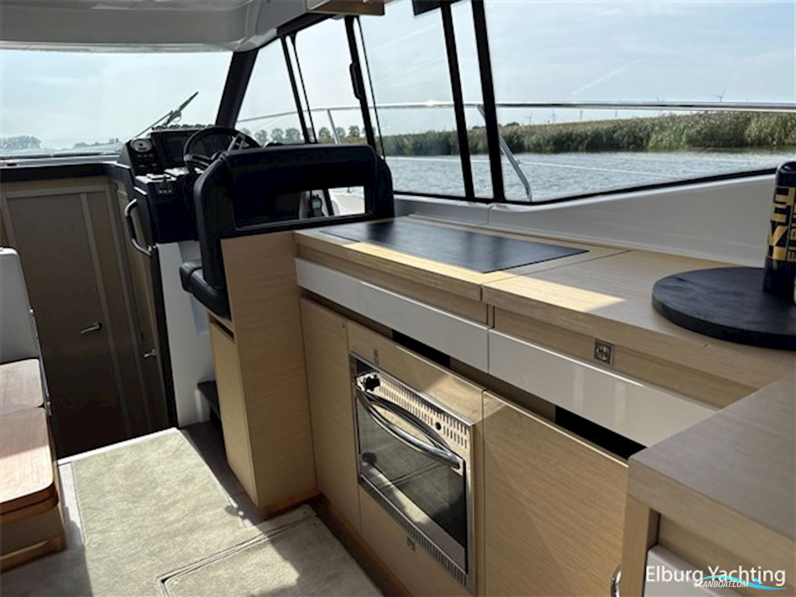 Jeanneau NC37
