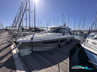 Jeanneau NC9 Motorbåd 2015, med Volvo Penta D4 motor, England