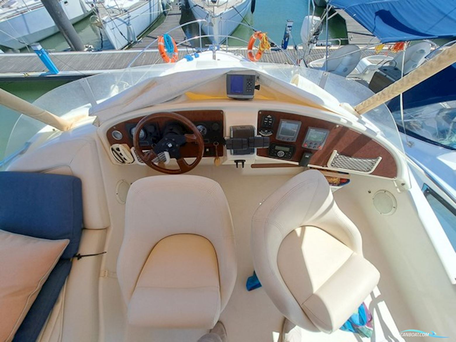 Jeanneau Prestige 32 Fly