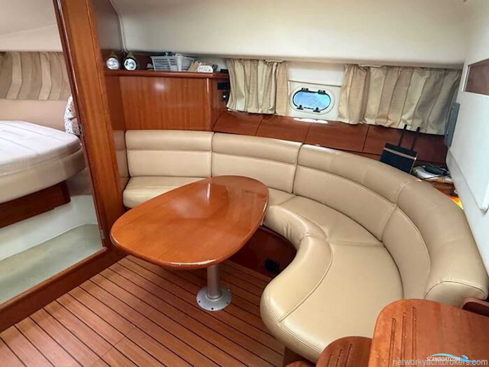 Jeanneau Prestige 34 S Hardtop