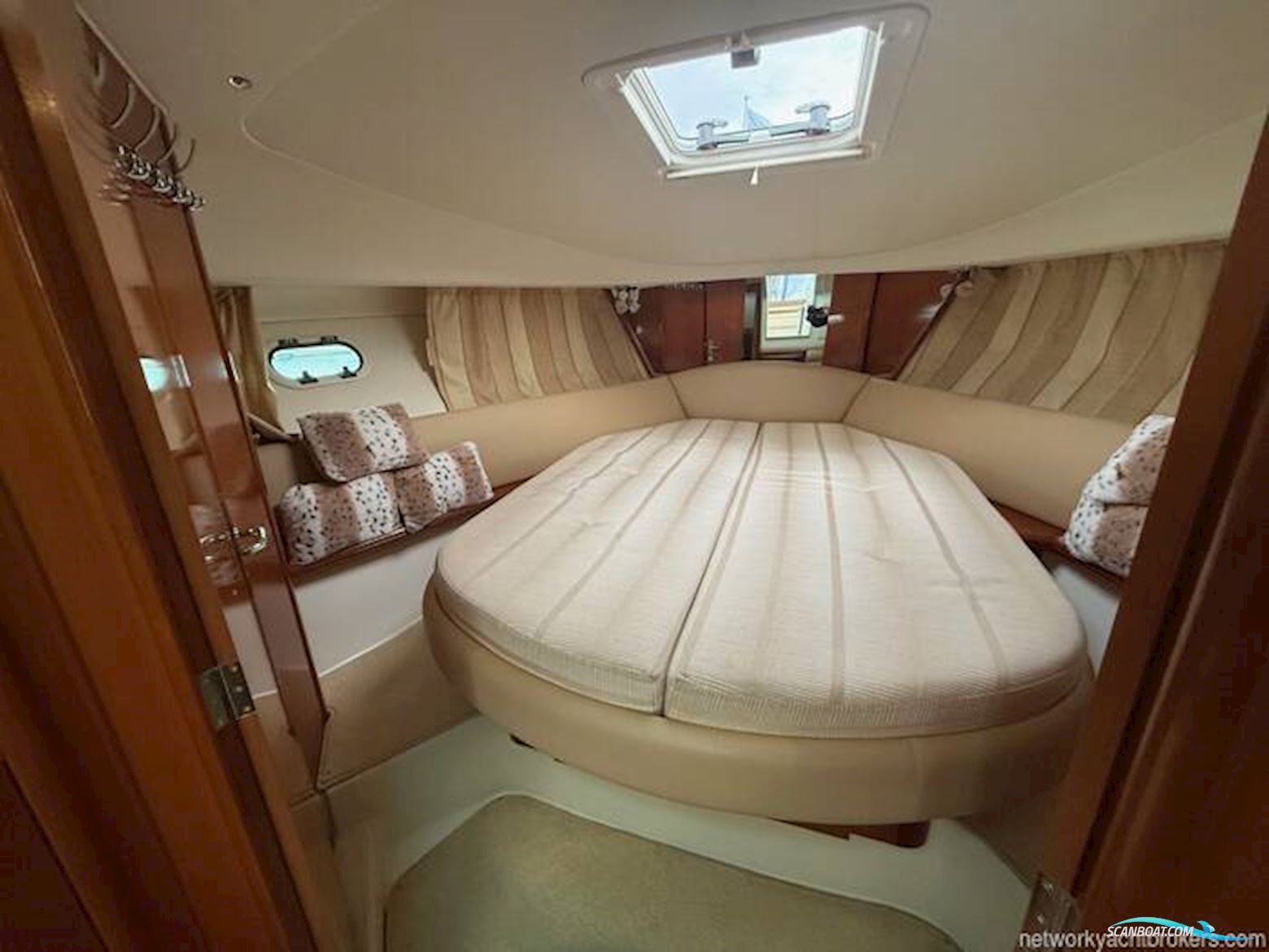 Jeanneau Prestige 34 S Hardtop