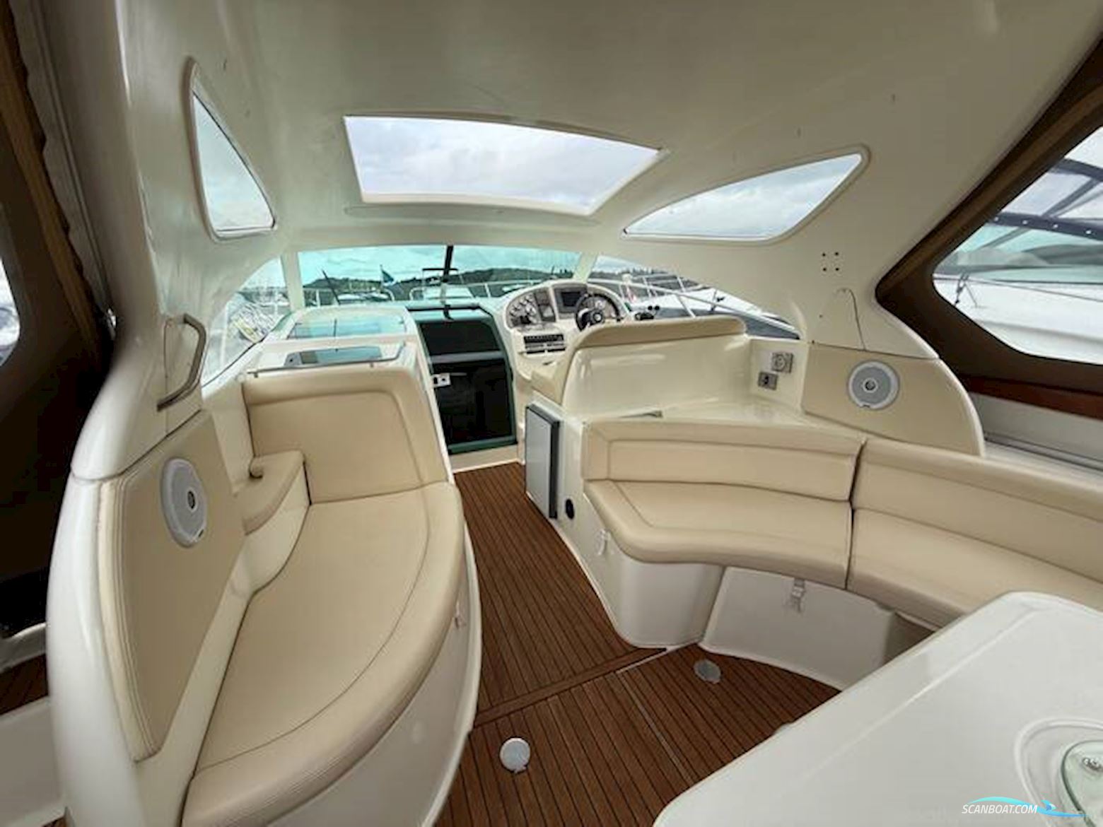 Jeanneau Prestige 34 S Hardtop