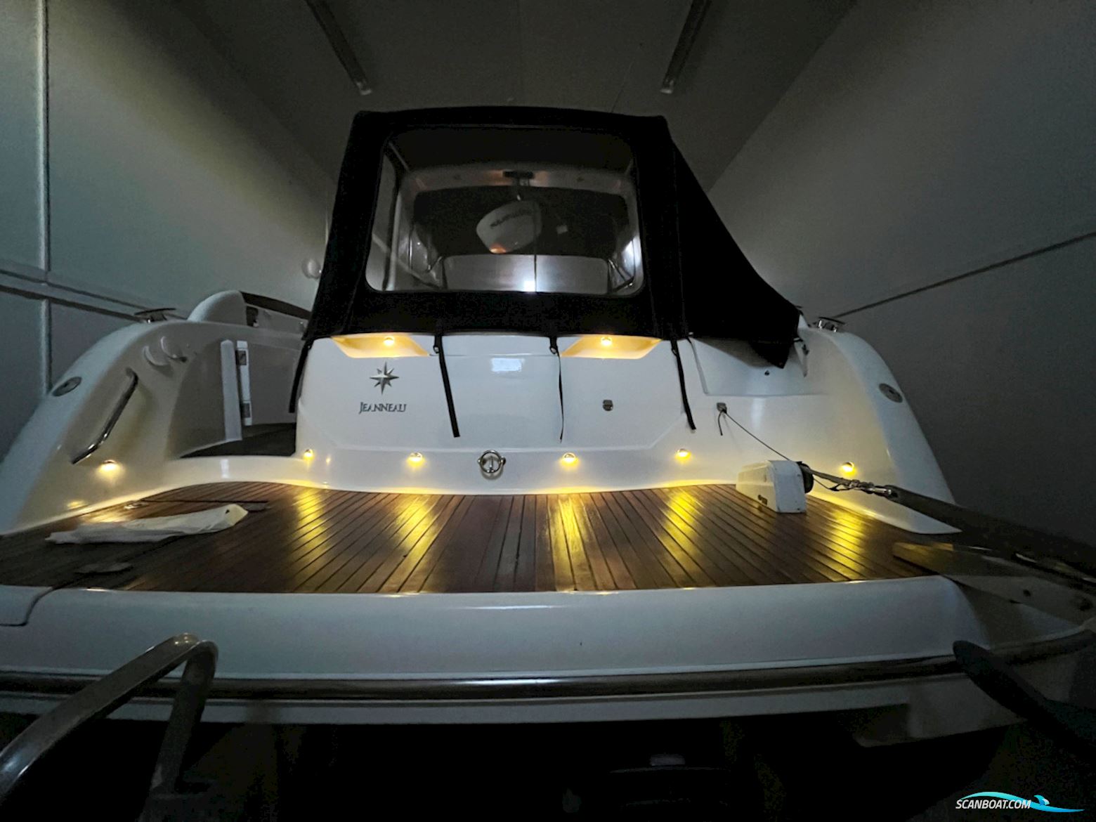 Jeanneau Prestige 34S Volvo Penta D4-260 Evc