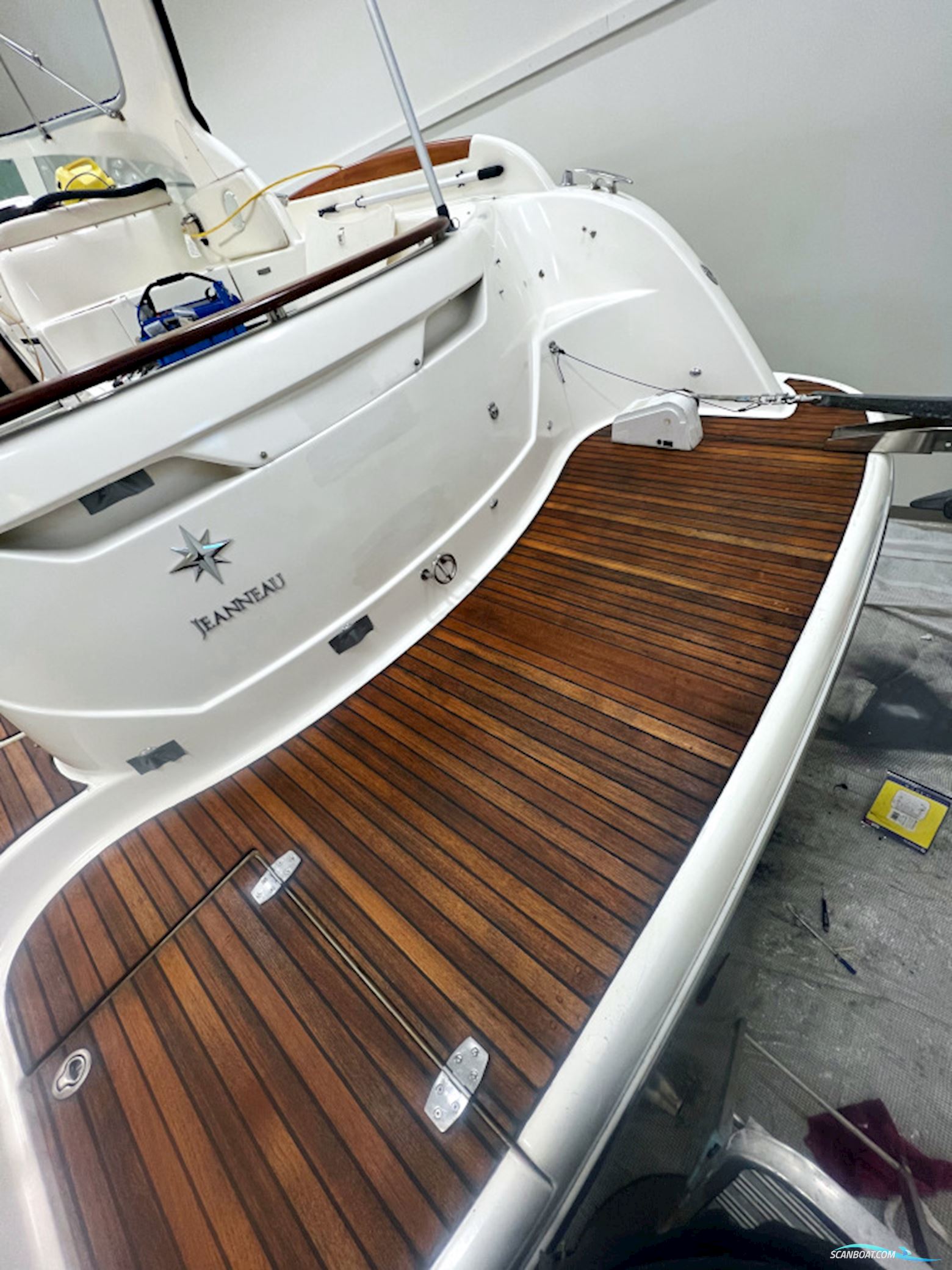 Jeanneau Prestige 34S Volvo Penta D4-260 Evc