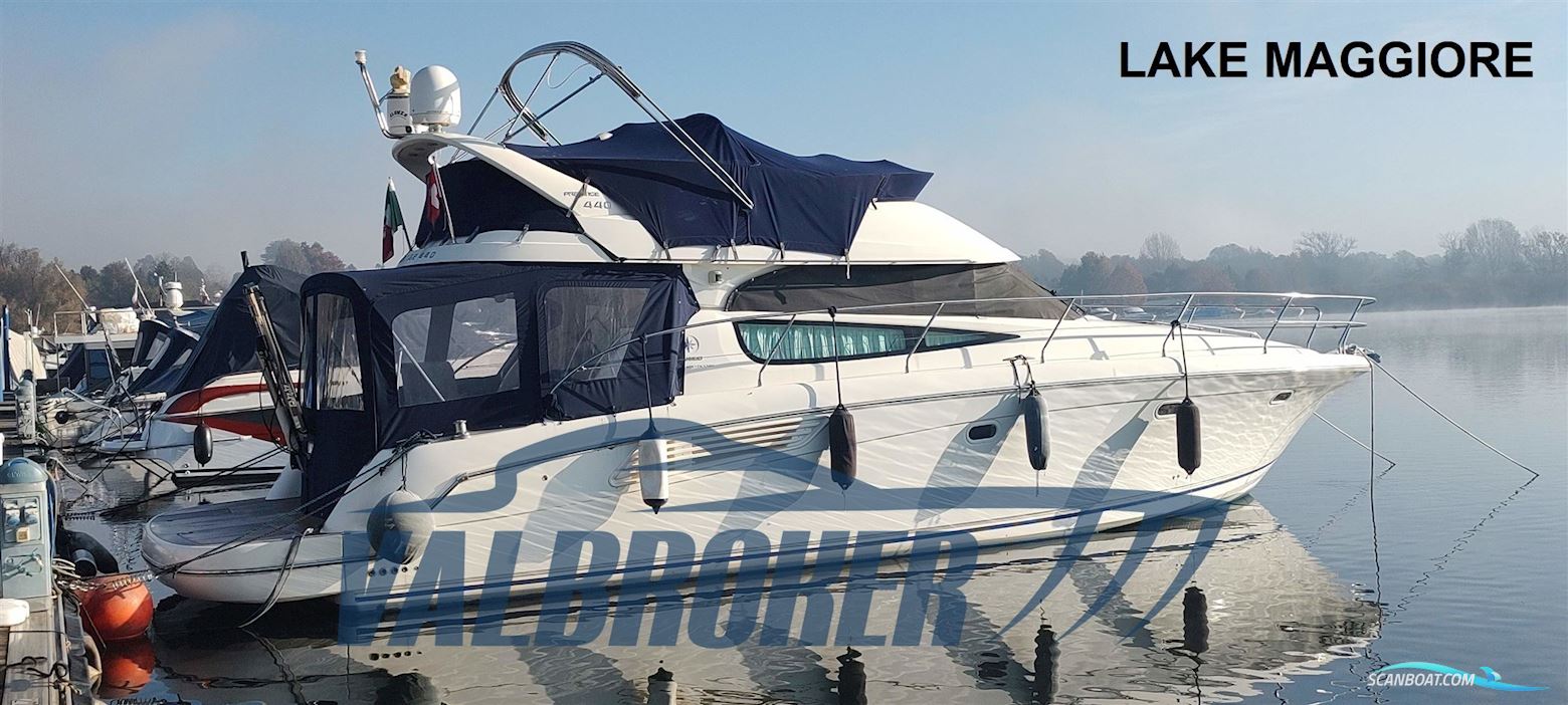 Jeanneau Prestige 42 Fly Motorbåd 2008, med Cummins Qsb5.9 motor, Italien