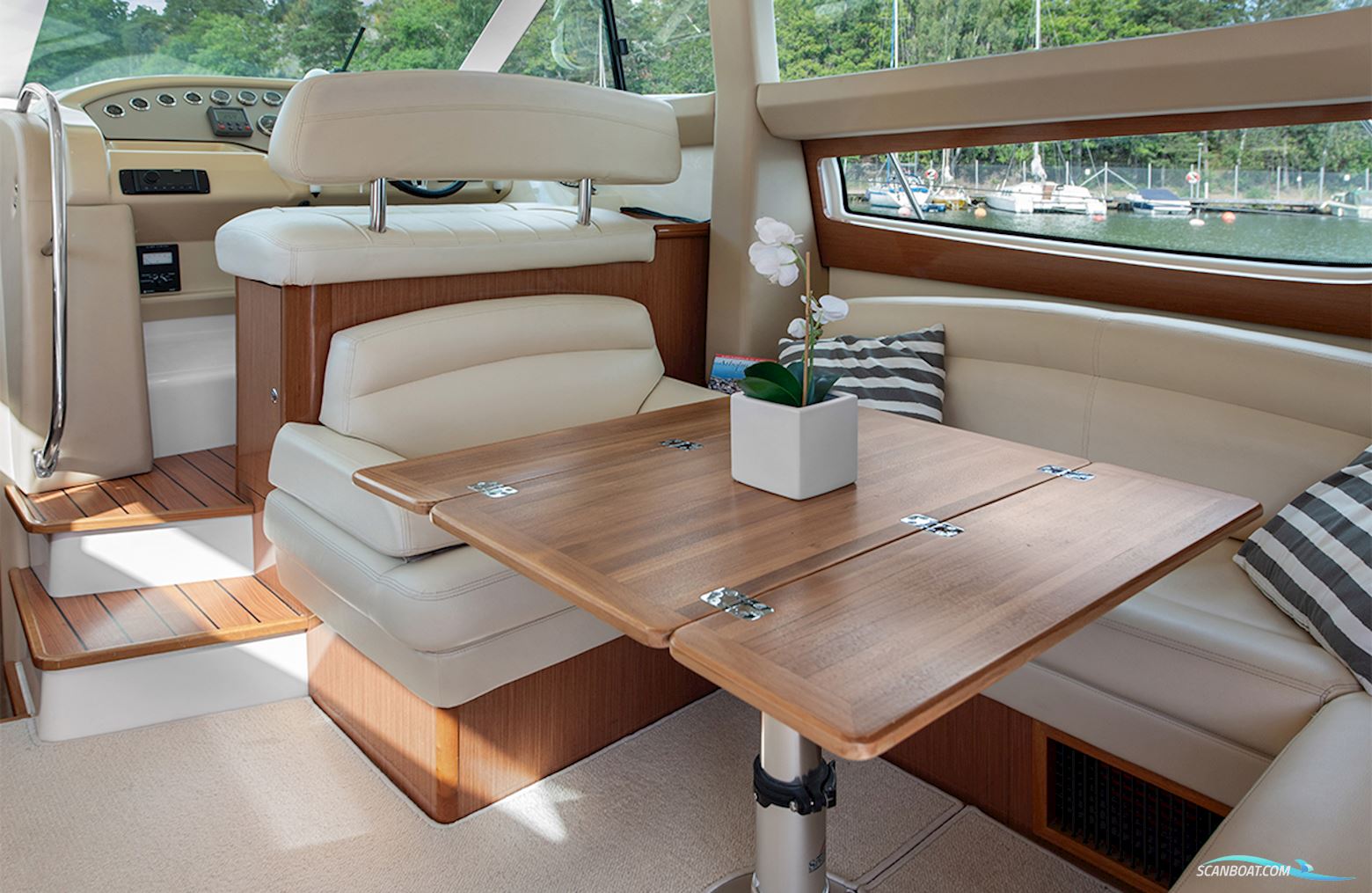 Jeanneau Prestige 42 Fly