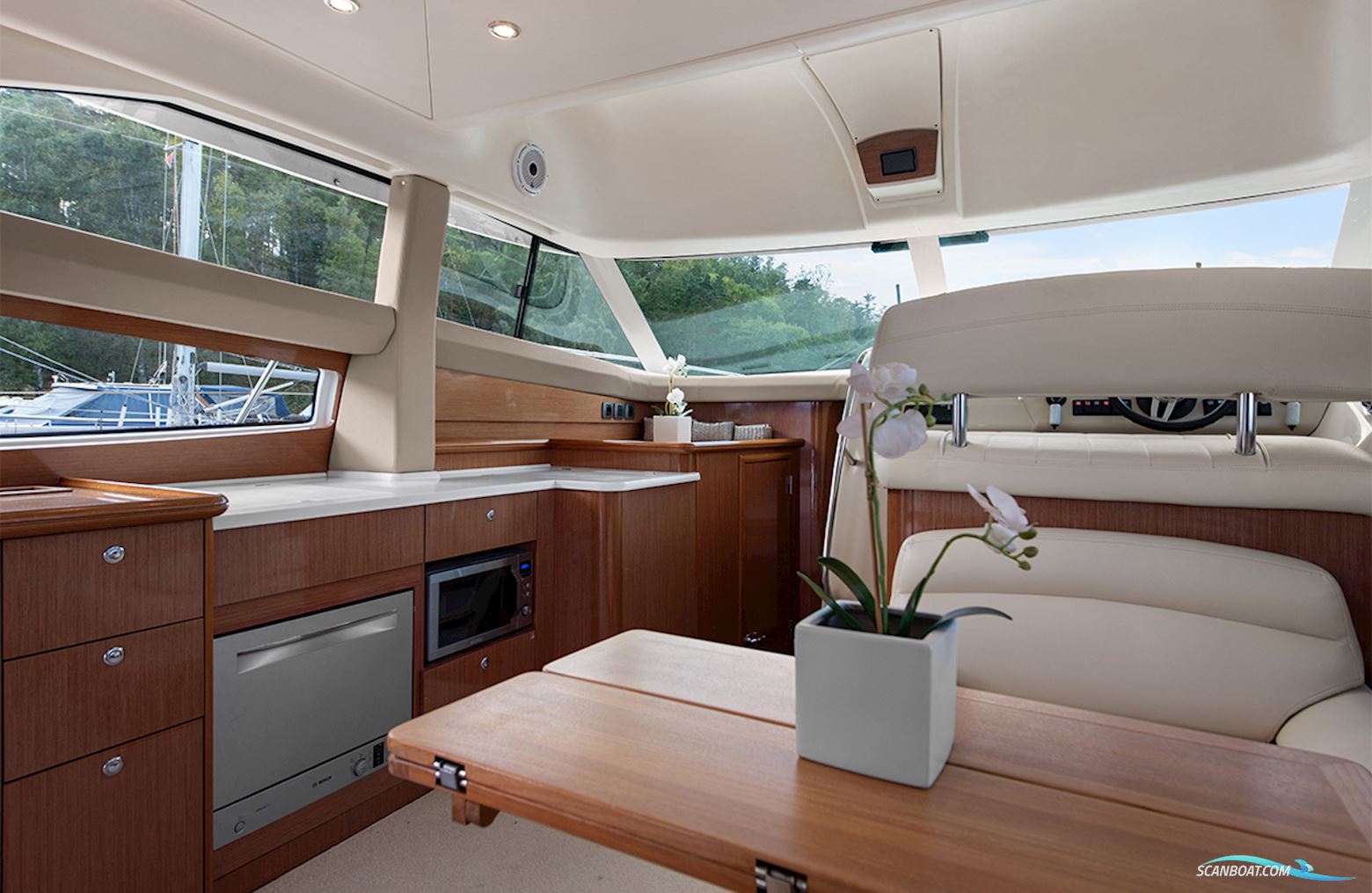 Jeanneau Prestige 42 Fly