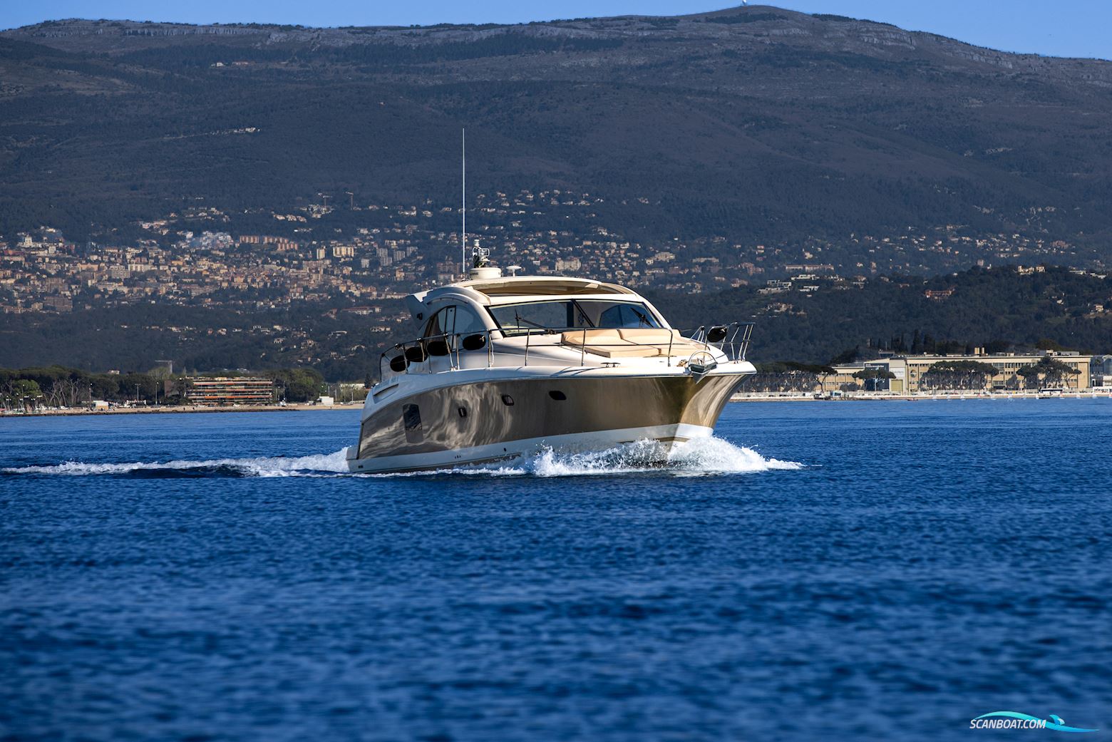 Jeanneau Prestige 42 S