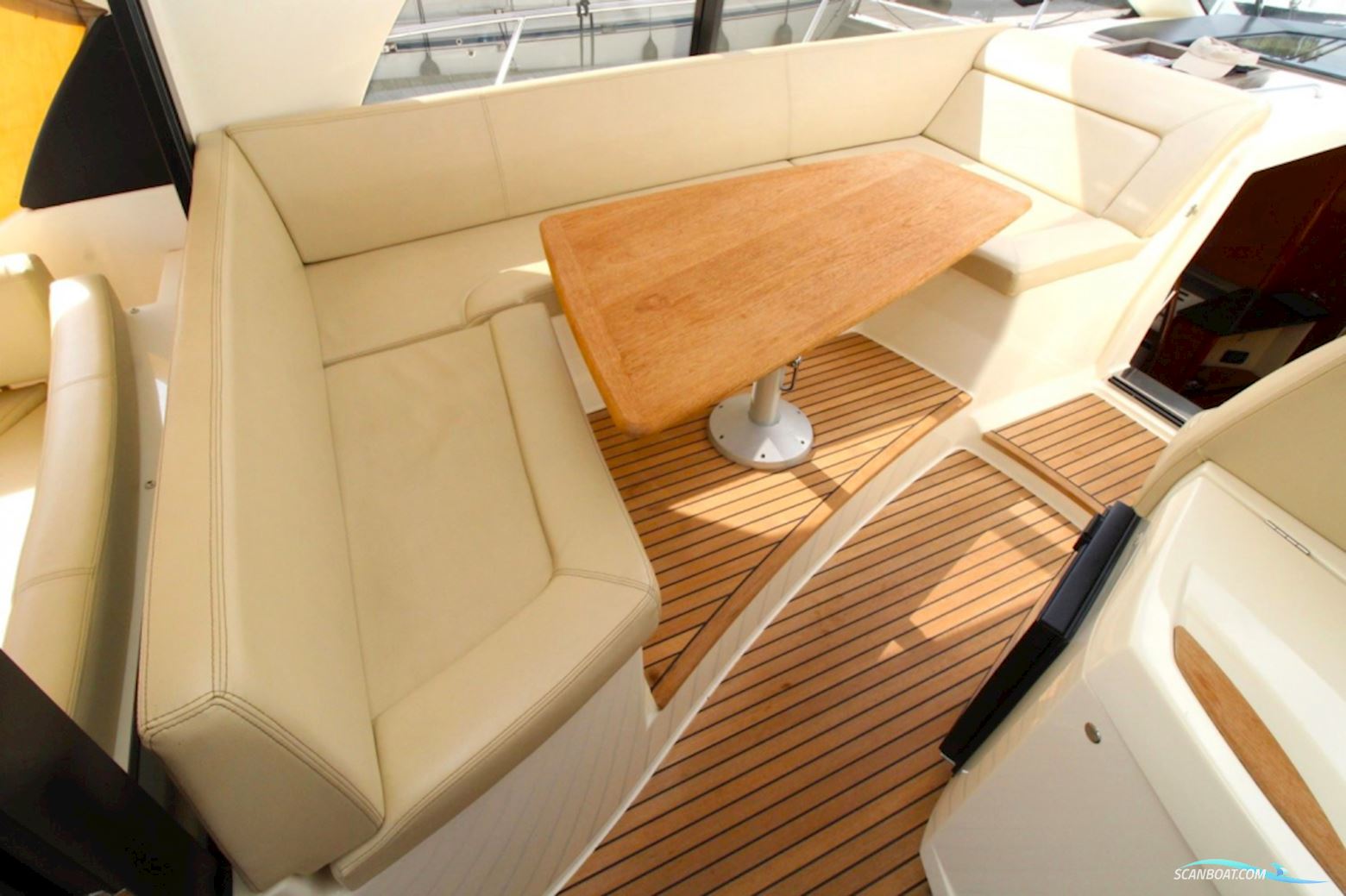 Jeanneau Prestige 42S