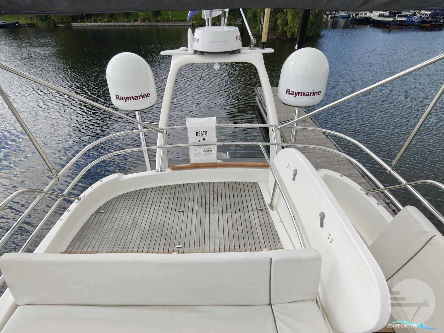 Jeanneau Prestige 46 Flybridge
