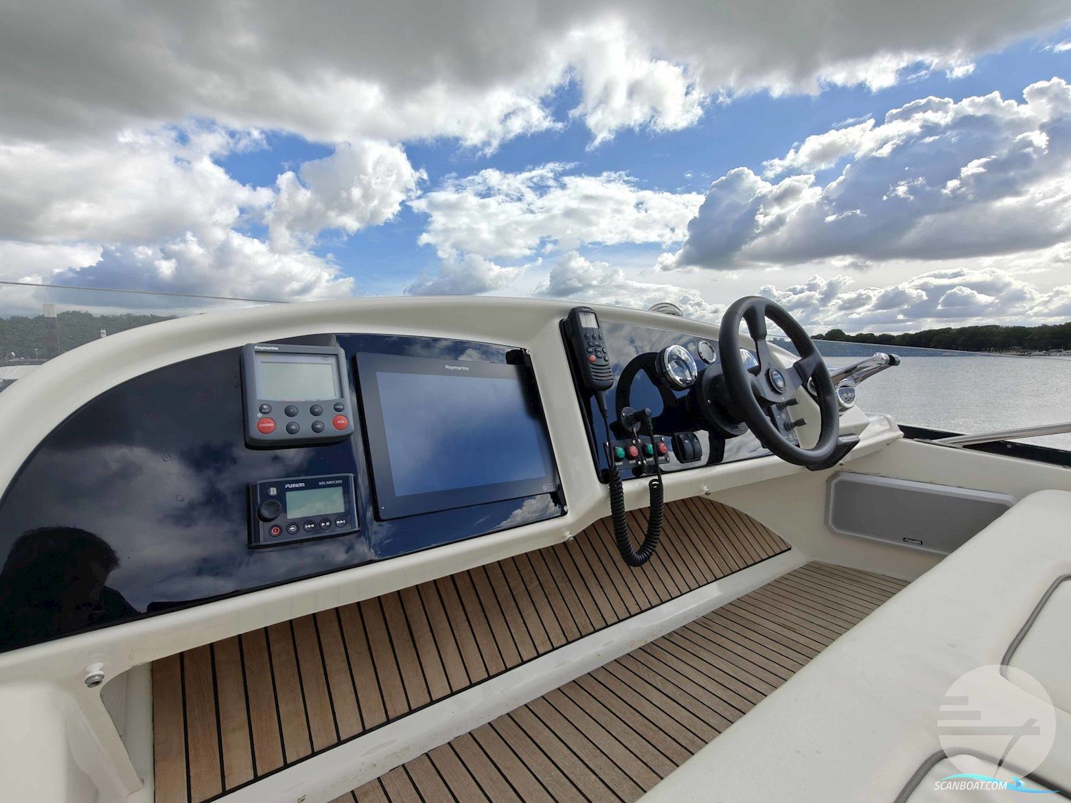 Jeanneau Prestige 46 Flybridge