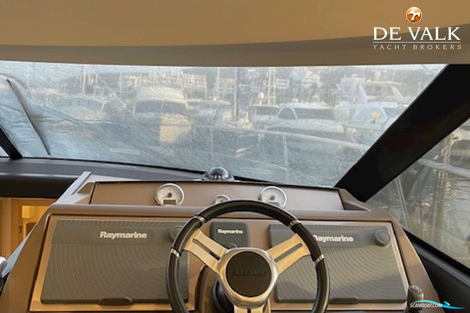 Jeanneau Prestige 50.