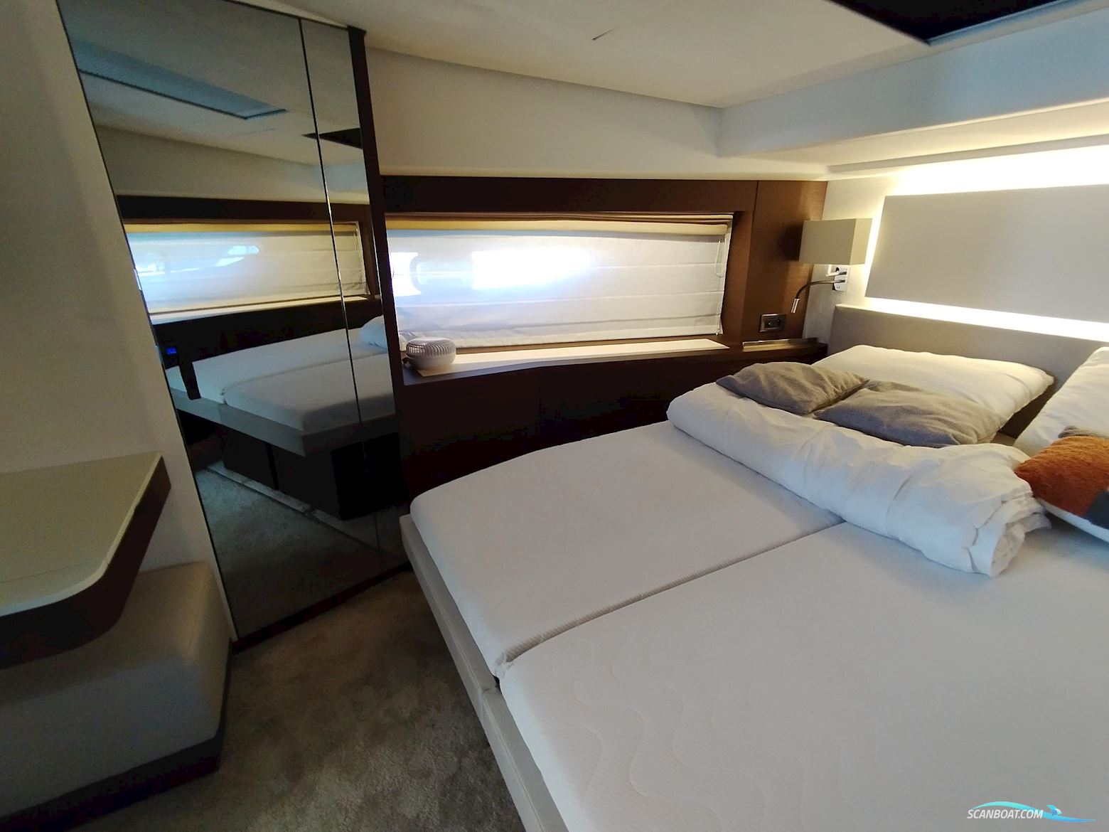 Jeanneau Prestige 590