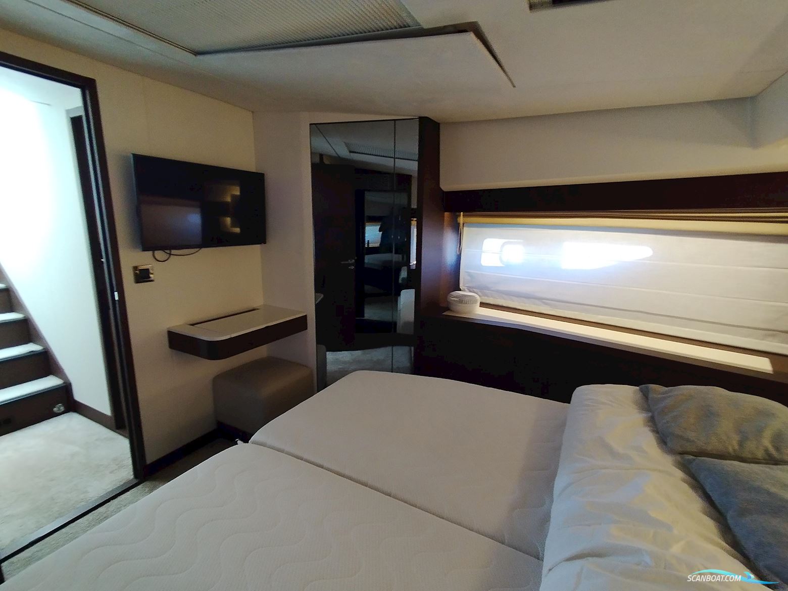 Jeanneau Prestige 590