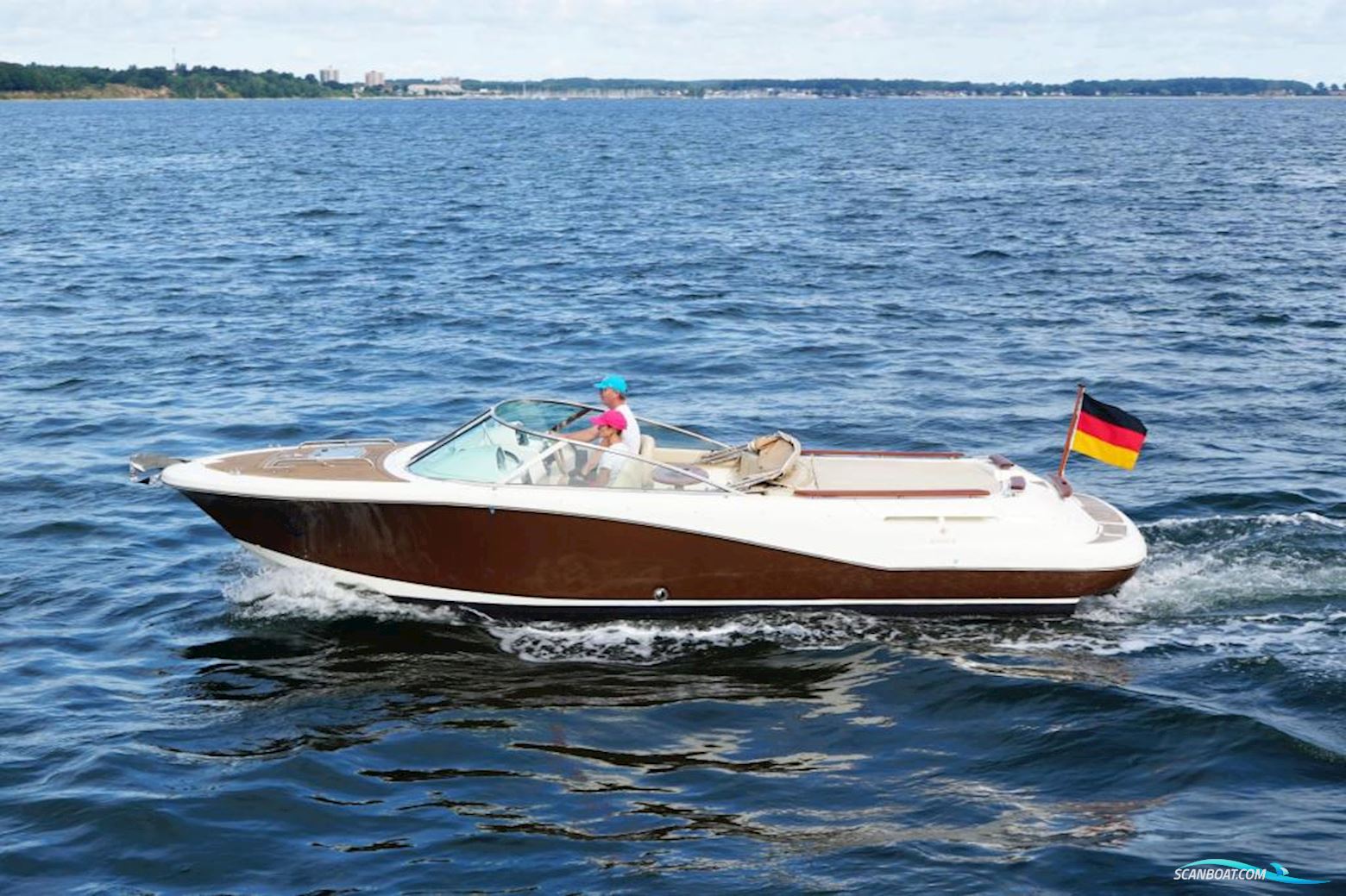 Jeanneau Runabout 755