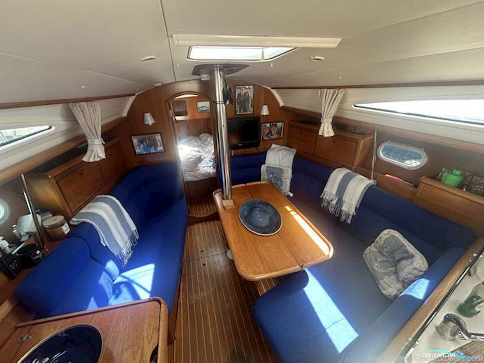 Jeanneau Sun Odyssey 35