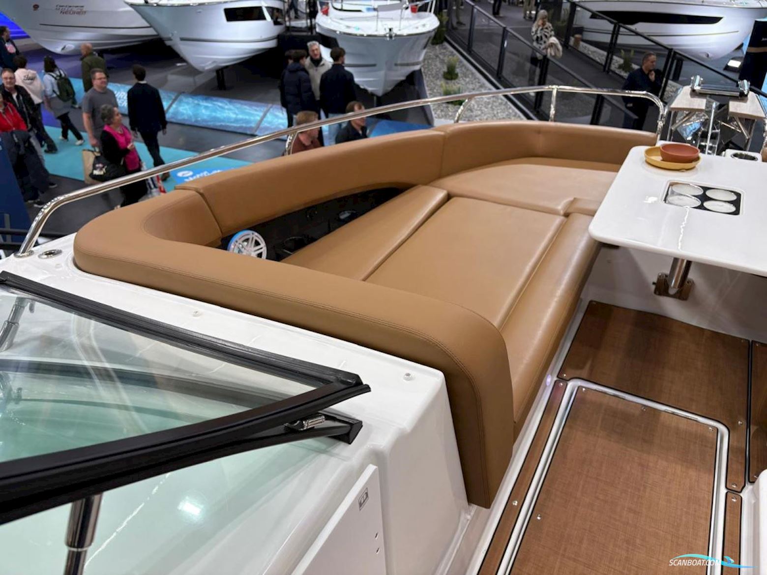 Jeanneau TH33 Twin-Hull