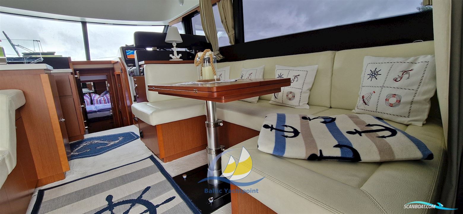 Jeanneau Velasco 43F