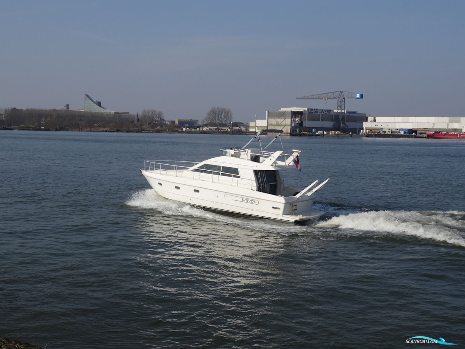Jeanneau Yarding Yacht 36 Fly